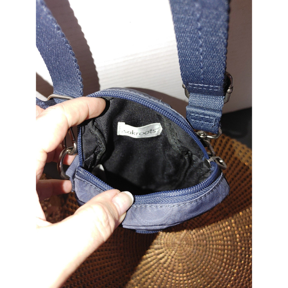 Sakroots Cambria Crossbody - Picture 5 of 5
